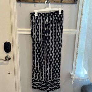 Falls Creek Black and White Patterned Skirt